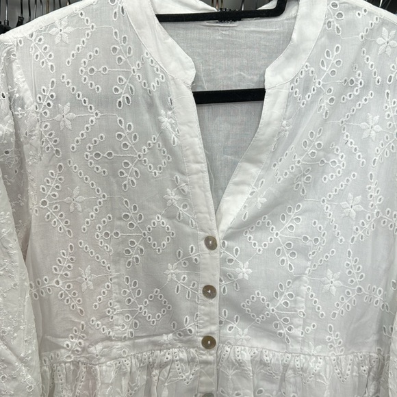 36 CHIC WHITE BOHO EYELIT COTTON MAXI DRESS - Picture 2 of 4